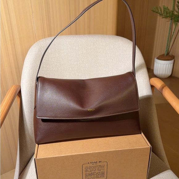 Coach Handbags - Coach women's bag